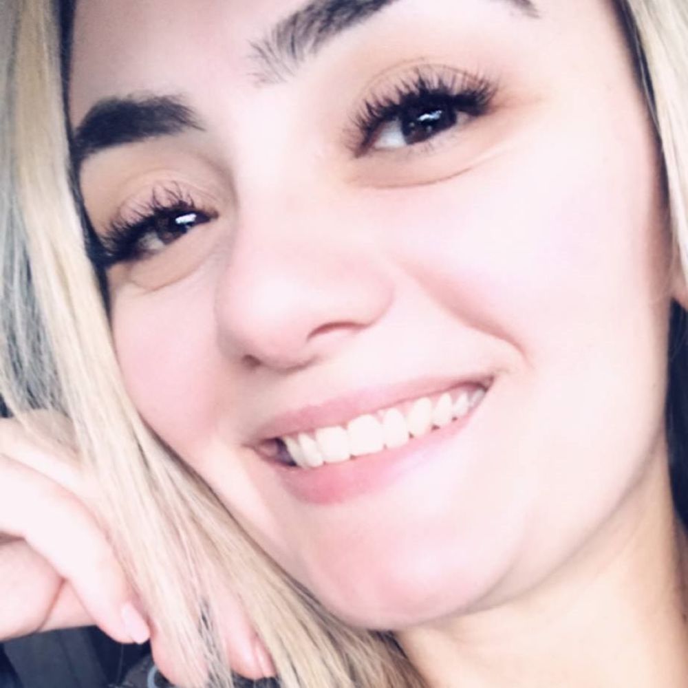 Meet your Posher, Stina